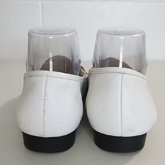 White Soft Leather Loafers with Tassels and Pewter Metal Ornament Rubber Soles - Picture 4 of 16